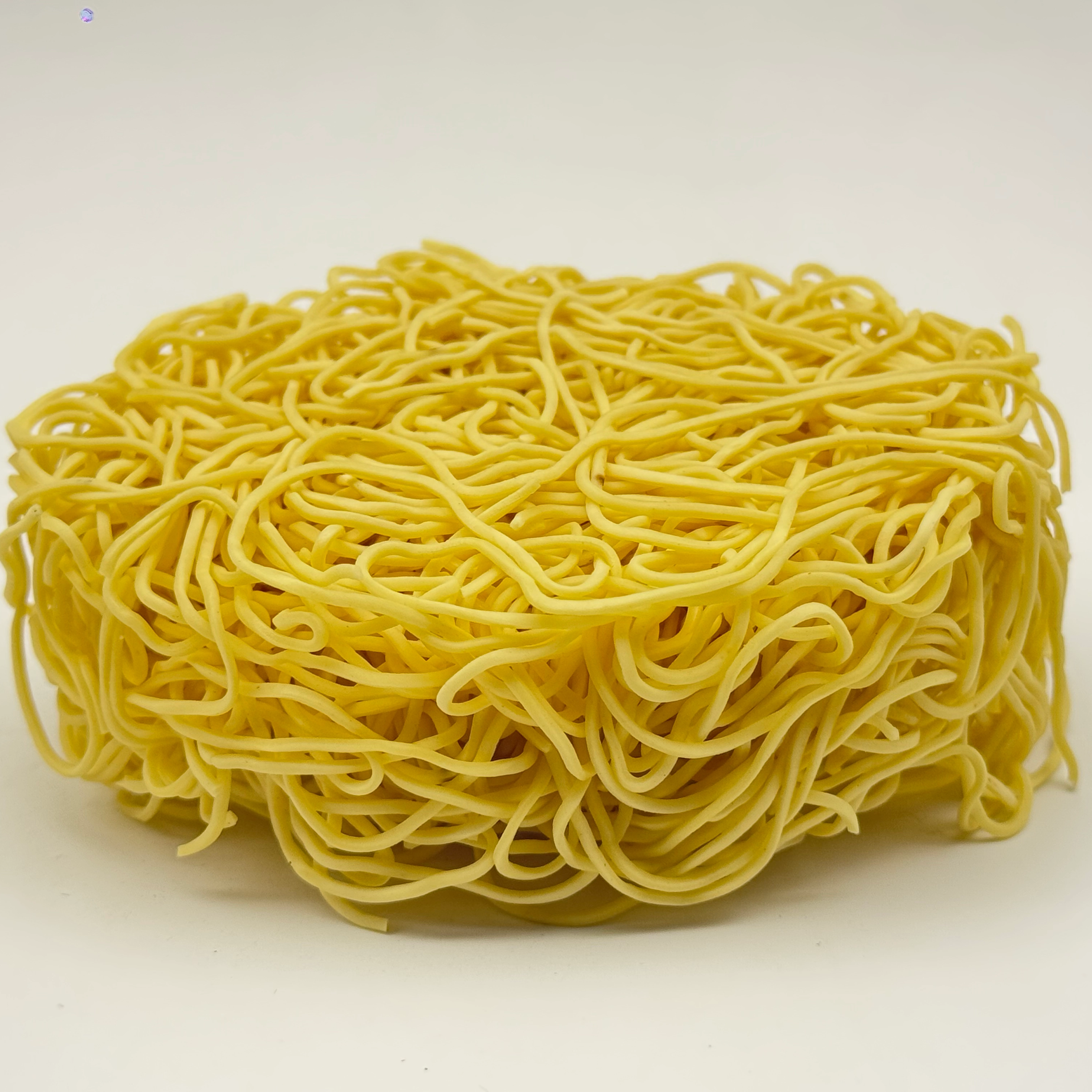 wheat noodles macarrão