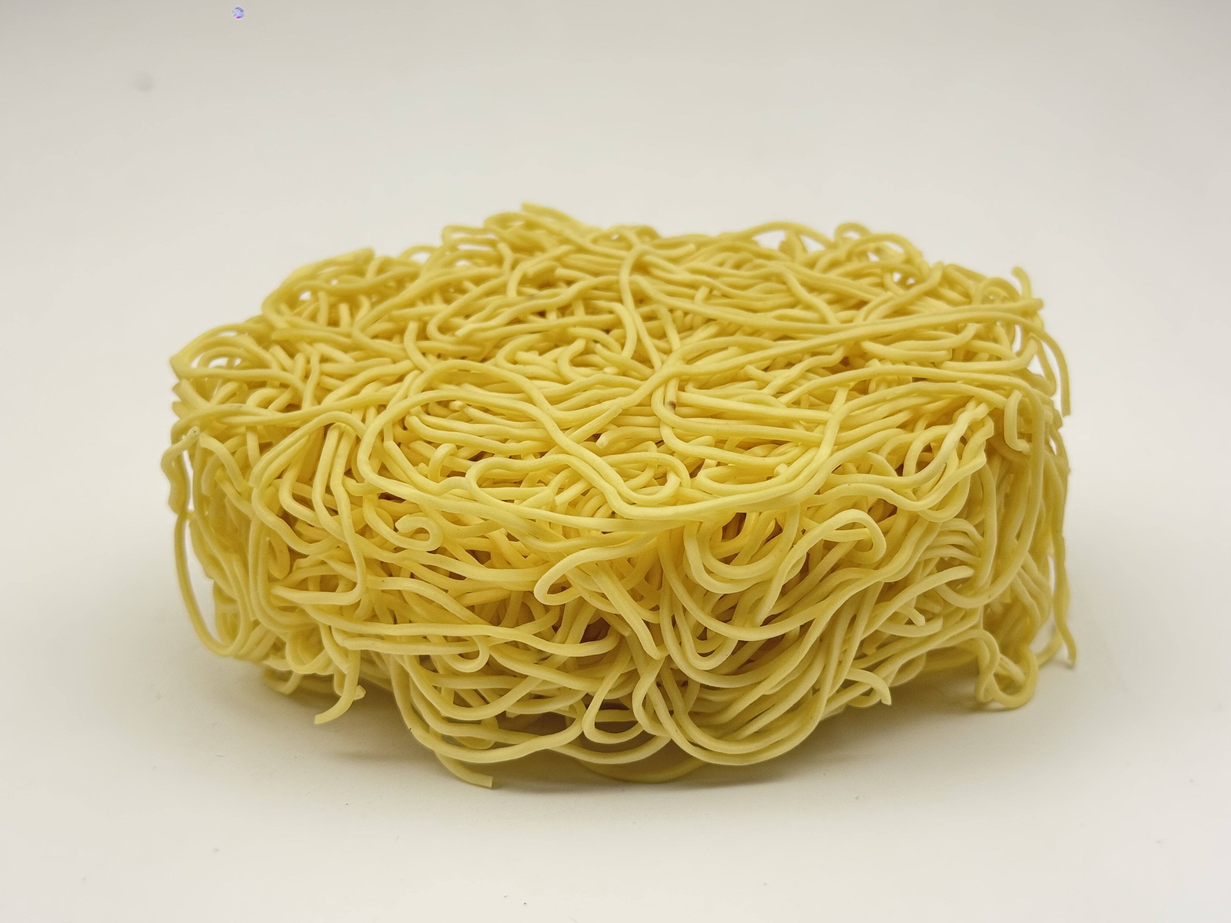 handmade egg noodles macarrão de ovo feito à mão