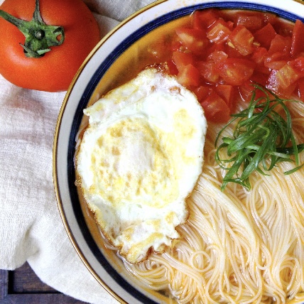 macarrão de ovo seco cozido para cozinhar