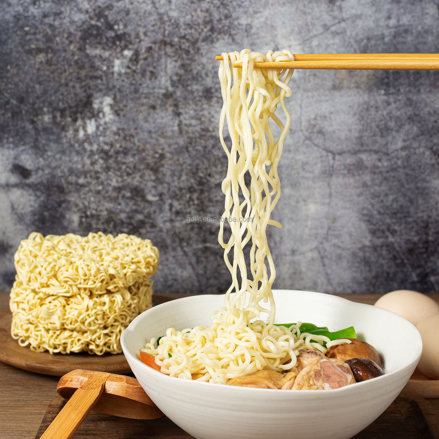 macarrão quente 