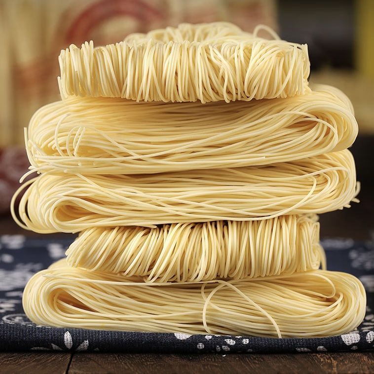 macarrão chinês de ovo 
